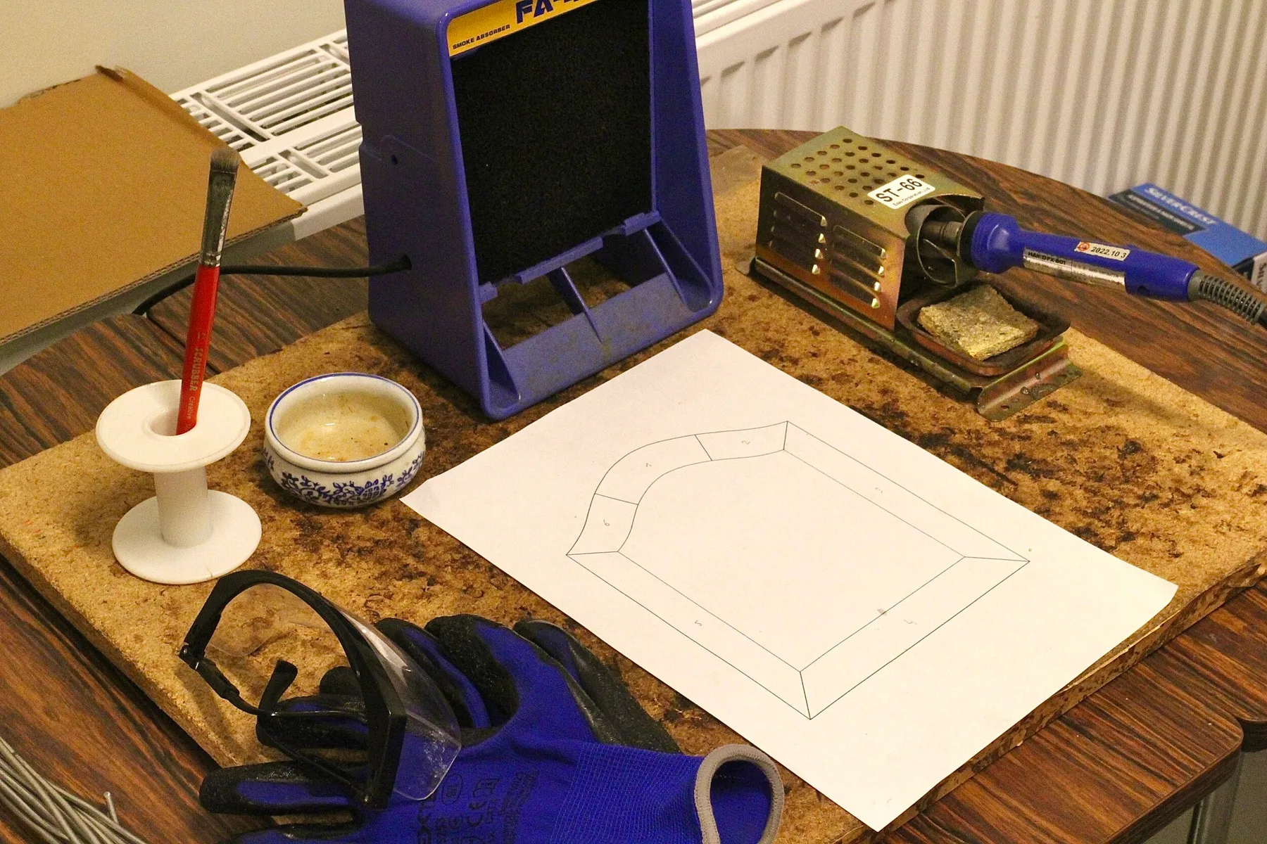 Réalisez votre miroir en vitrail avec Noëllie - Image n°1 - Wecandoo