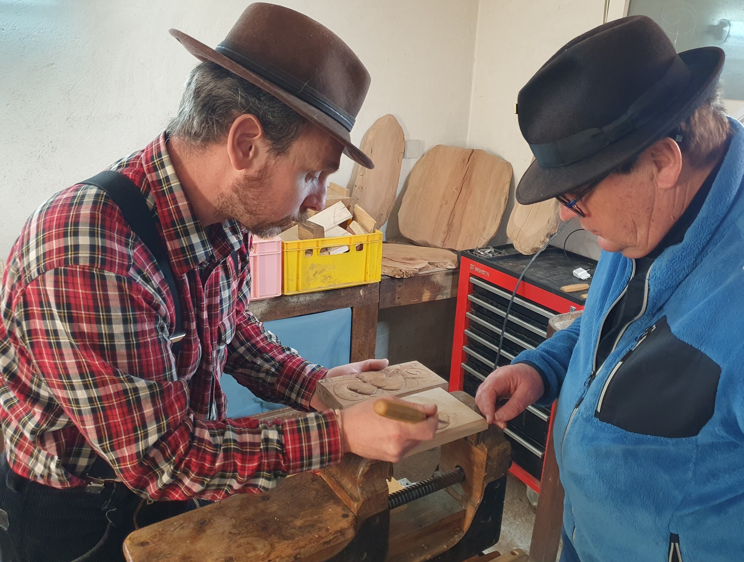 Wecandoo - Initiez-vous à la sculpture sur bois sur une journée avec Jean-Camille - Image n°7