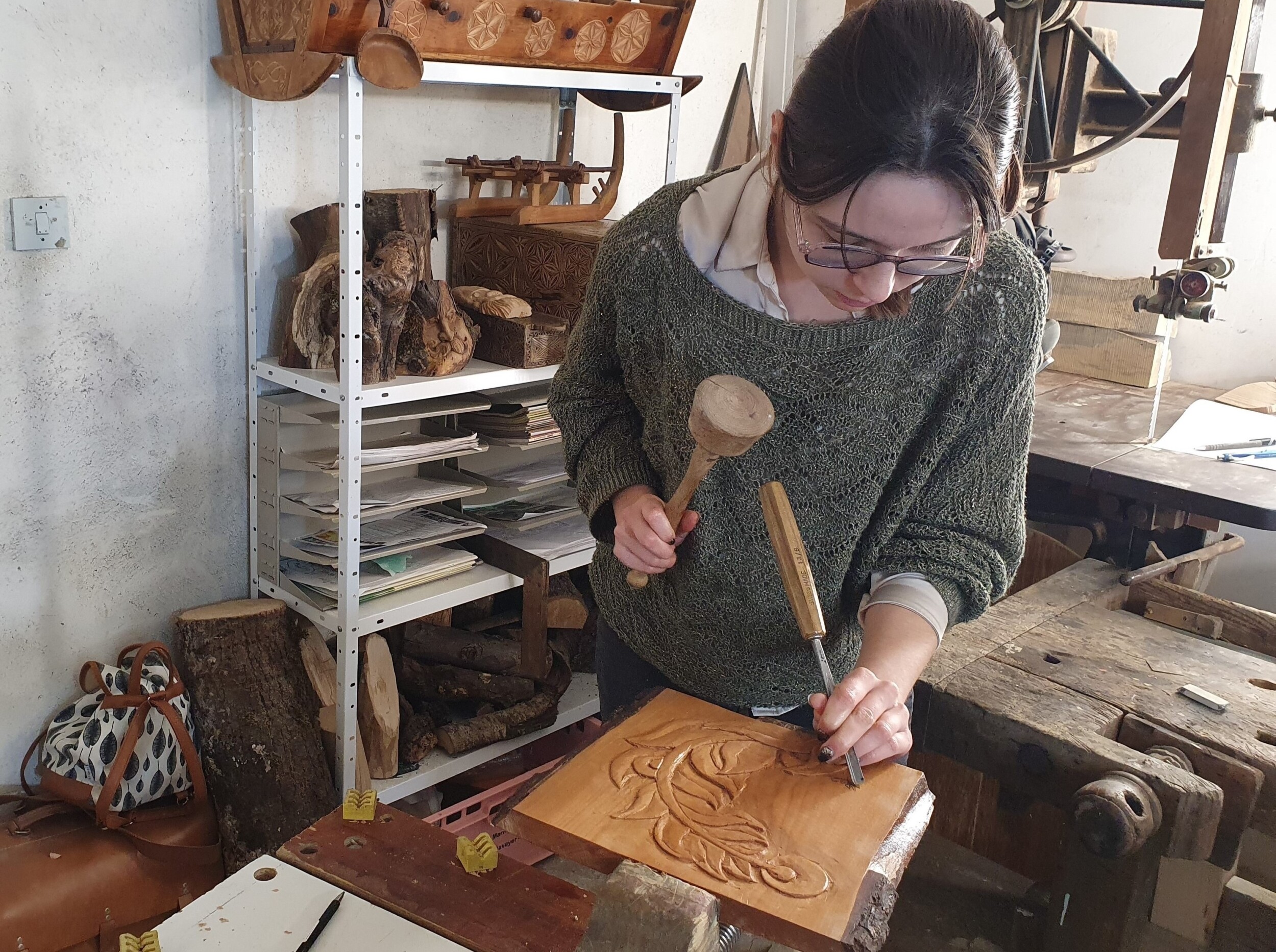 Wecandoo - Initiez-vous à la sculpture sur bois sur une journée avec Jean-Camille - Image n°1