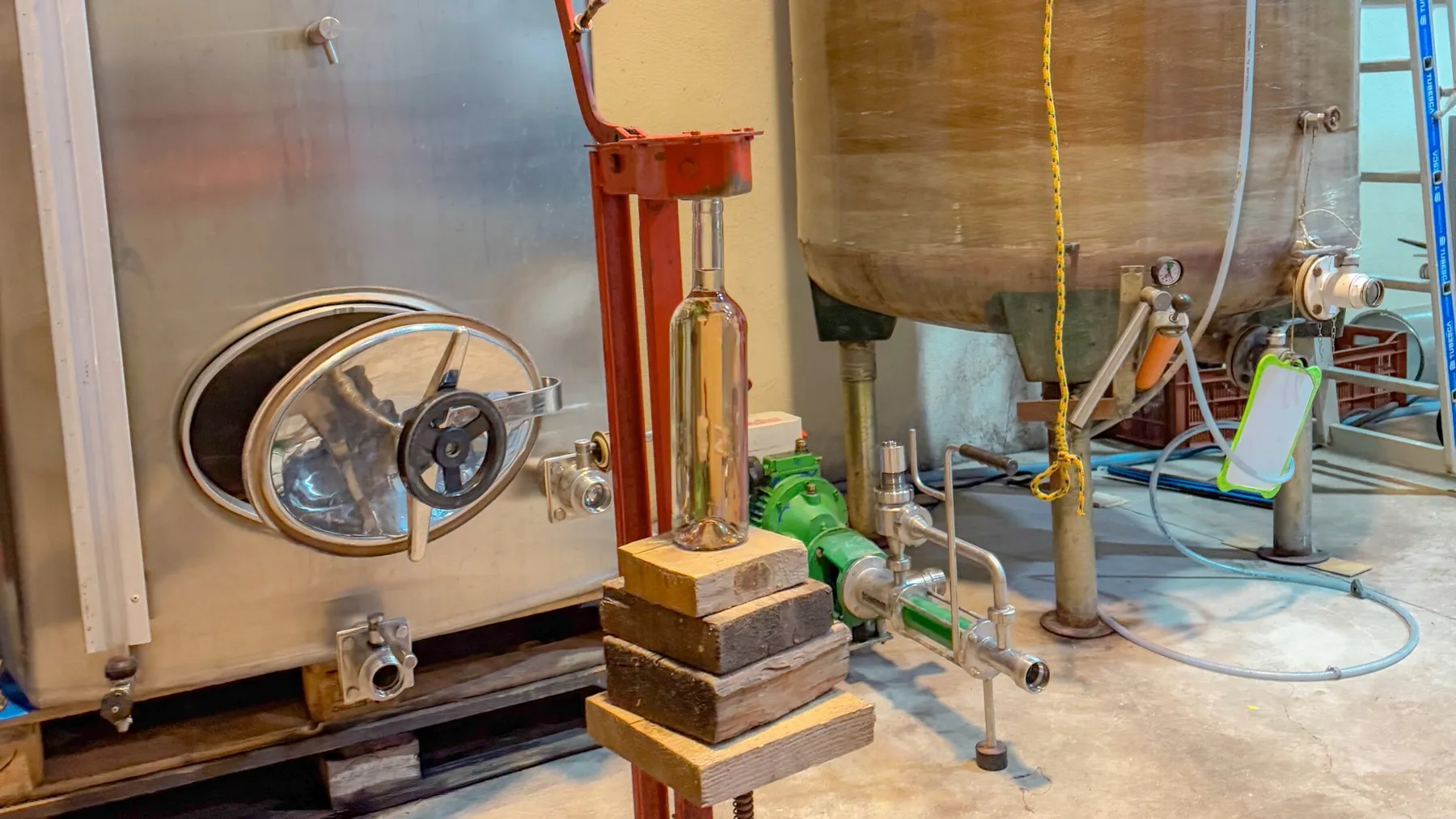 Créez votre rosé 100% personnalisé avec Emma - Image n°2 - Wecandoo