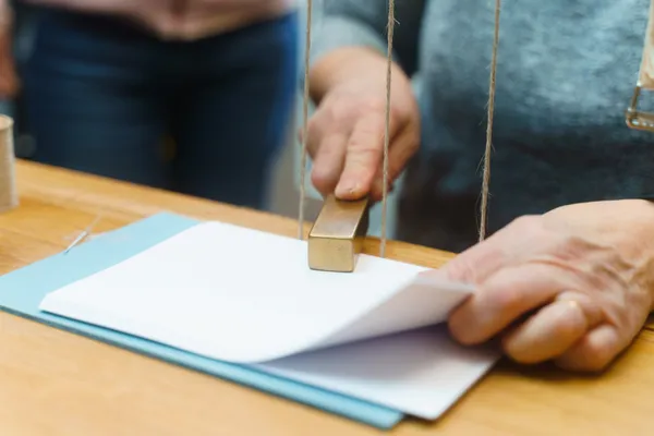 Initiez-vous à la reliure avec Annick - Image n°3 - Wecandoo