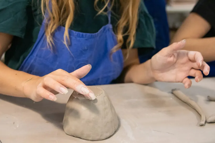 Initiez-vous au modelage avec Marina - Image n°1 - Wecandoo