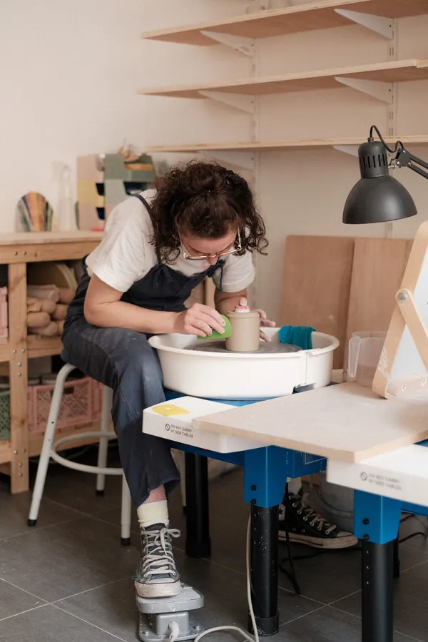 Initiez-vous au tour de potier avec Aurore - Image n°2 - Wecandoo