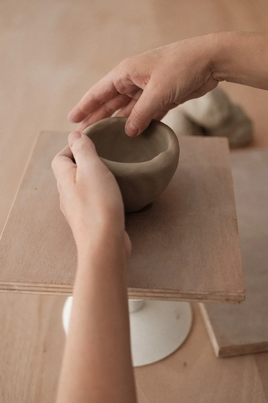 Initiez-vous au modelage avec Aurore - Image n°1 - Wecandoo