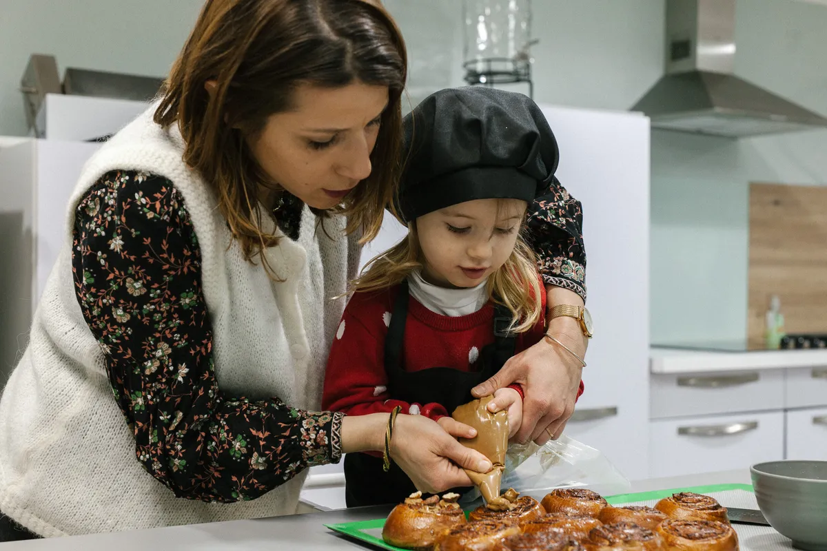 Réalisez des pâtisseries avec votre enfant