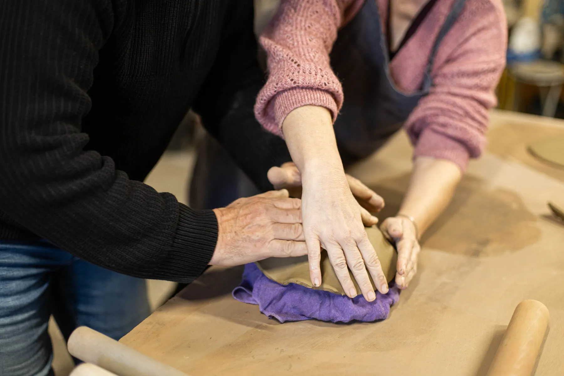 Créez votre duo de bols à ramen avec Claire - Image n°1 - Wecandoo