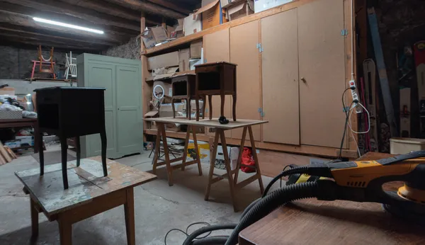 Relookez et sublimez votre petit meuble préféré durant une journée avec Aurélie - Image n°3 - Wecandoo