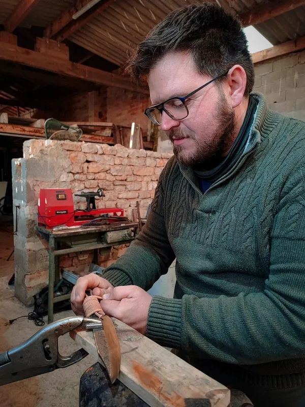 Fabriquez votre couteau brut de forge sur une journée avec Patrice - Image n°2 - Wecandoo