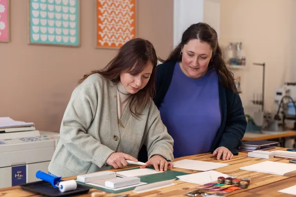 Initiez-vous à la reliure avec Alexandrine - Image n°3 - Wecandoo