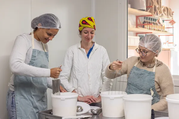 Fabriquez votre fromage à poêler avec Anaïs - Image n°4 - Wecandoo