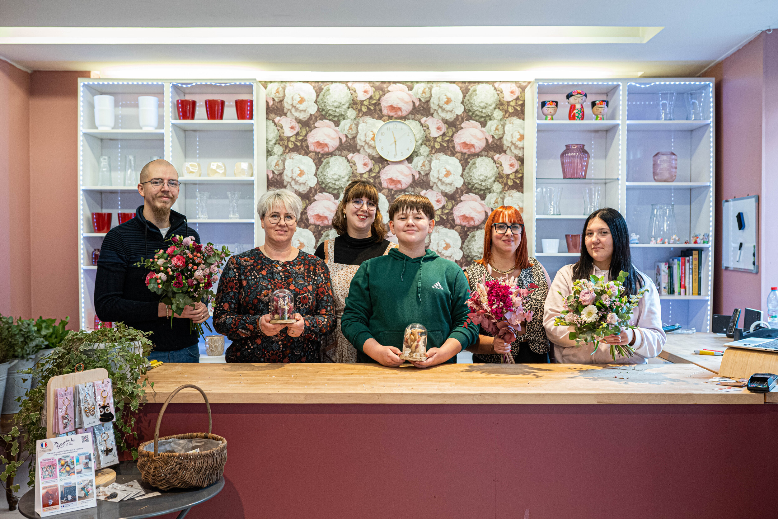 Wecandoo - Réalisez votre bouquet de fleurs fraîches avec Marie - Image n°5