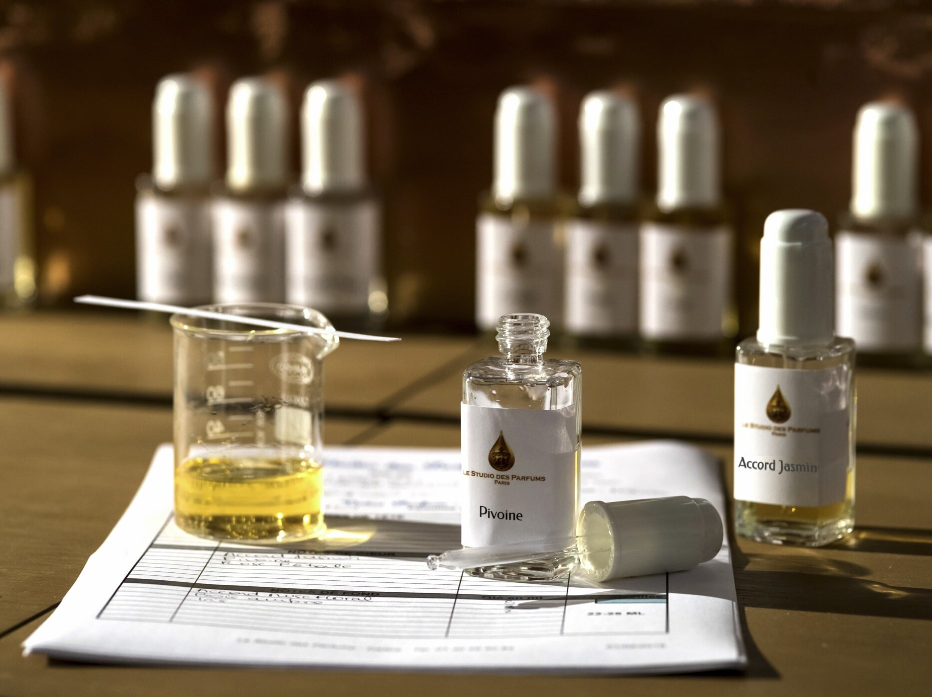 Wecandoo - Create your own personalised perfume with Patrice and his team - Image n°6