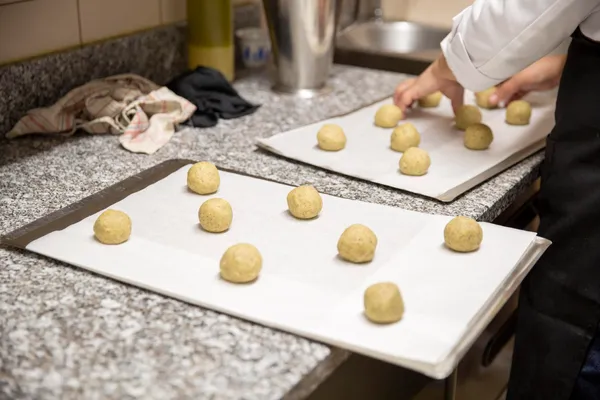 Offrez à votre équipe une expérience culinaire autour des saveurs libanaises avec Gabrielle - Afbeelding nr. 2 - Wecandoo