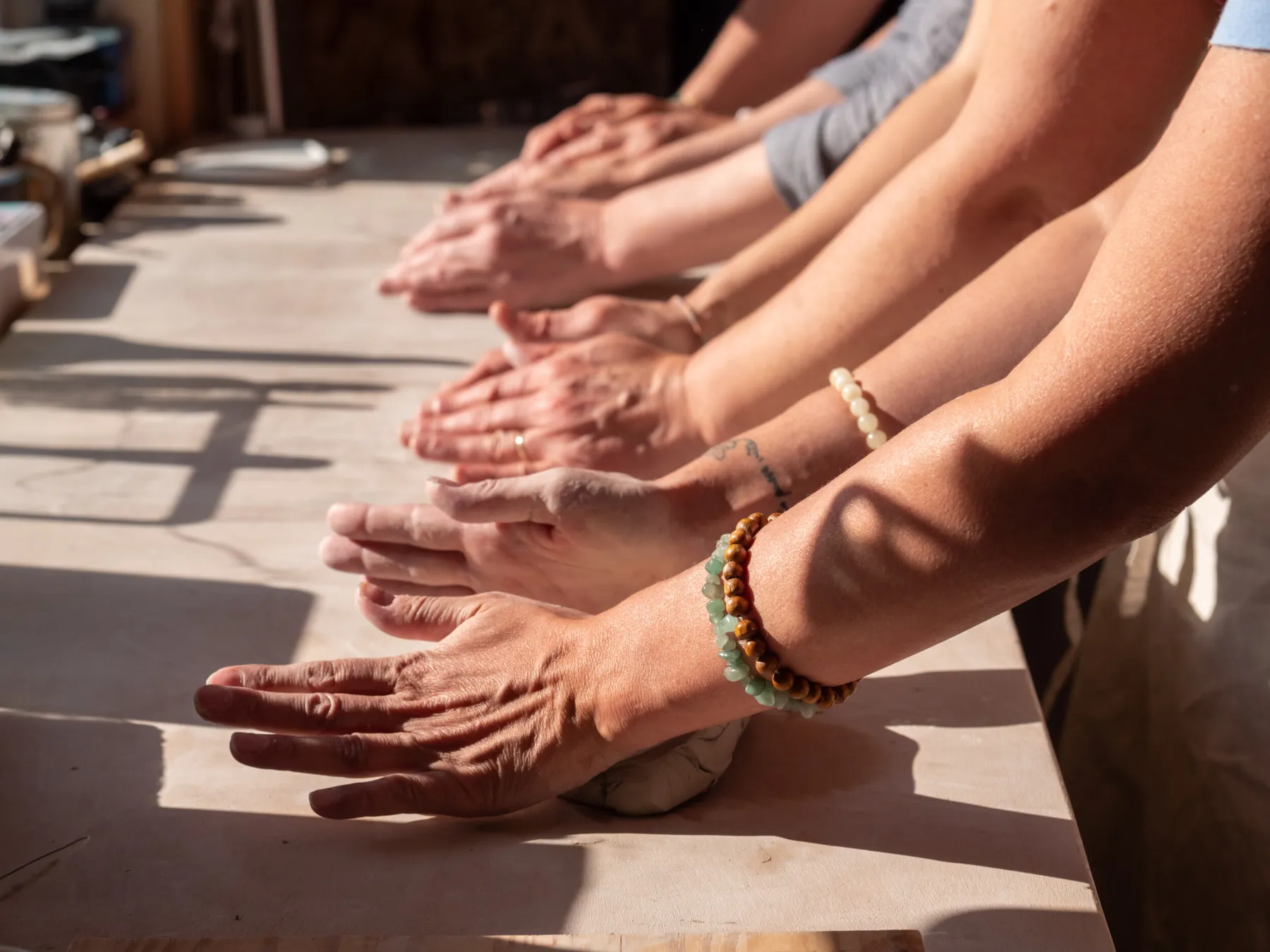 Modelez votre kit apéro en céramique avec Hélène - Image n°1 - Wecandoo