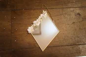 Réalisez votre miroir fleuri