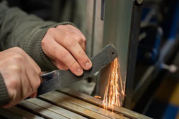 Réalisez votre couteau droit sur une journée avec Nicolas - Image n°4 - Wecandoo