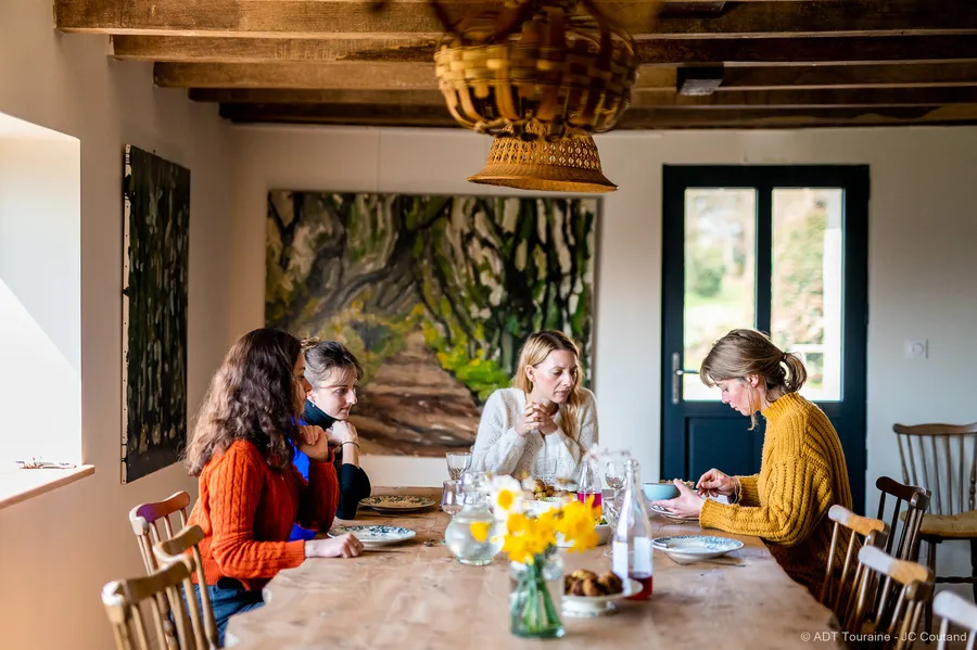 Plonger dans l'univers des plantes et des infusions avec Juliette - Image n°1 - Wecandoo