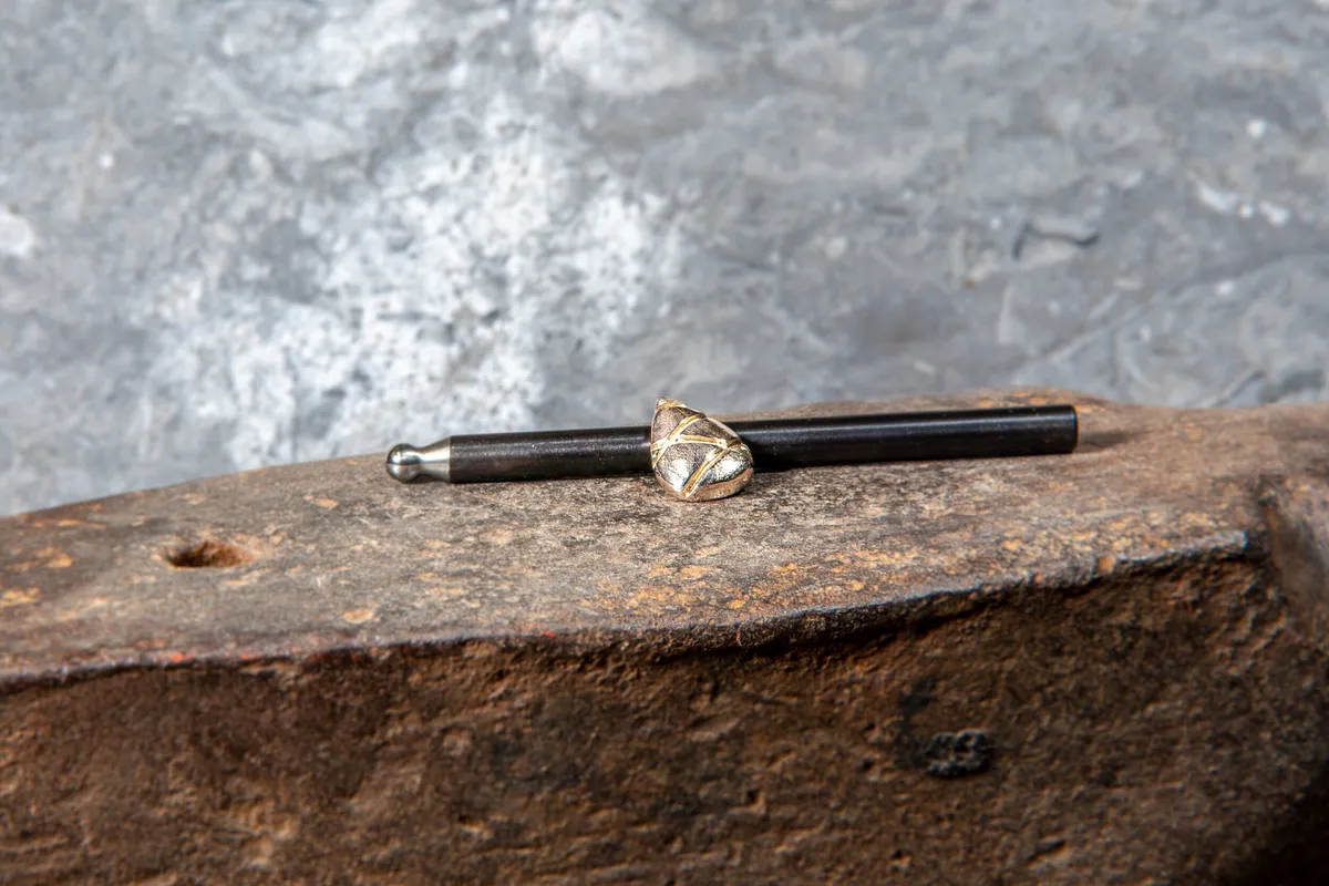 Réalisez votre bijou en argent en fonte