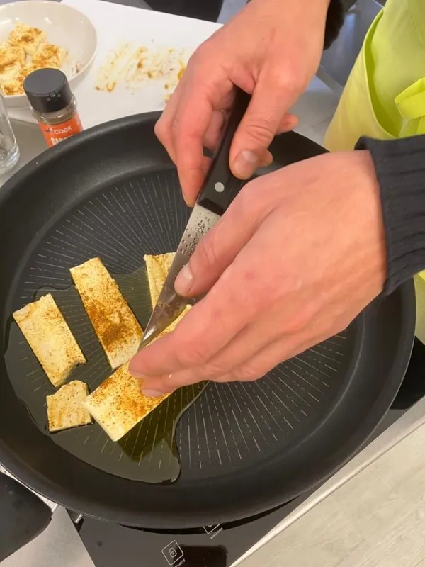 Apprenez les techniques de base pour cuisiner le tofu avec Patrick - Image n°3 - Wecandoo