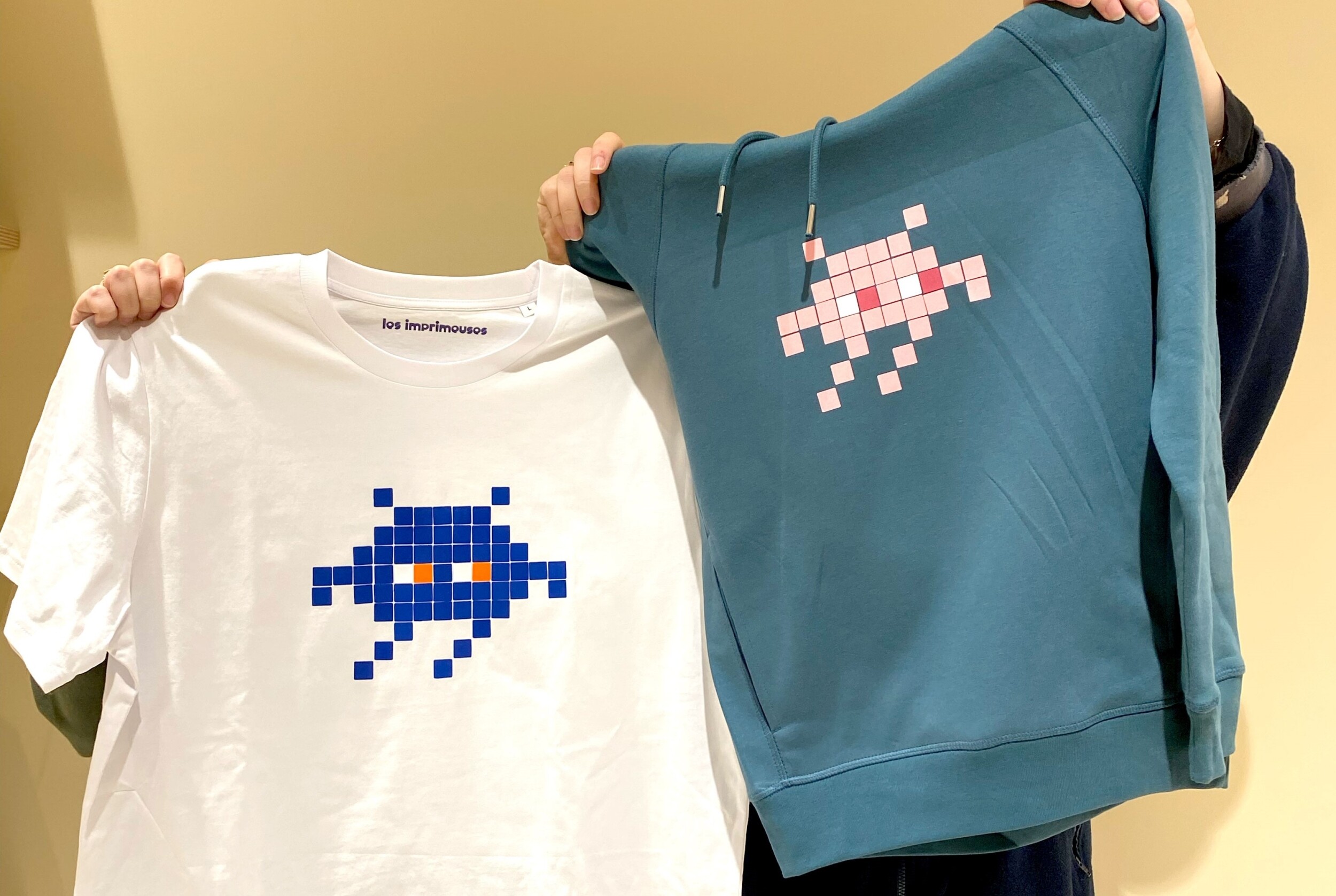 Créez vos t-shirts Space Invader en équipe