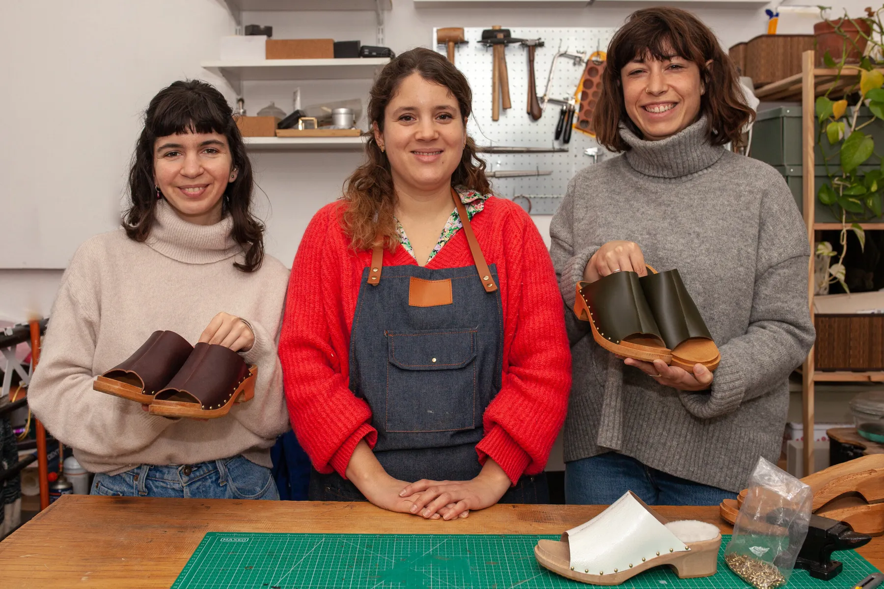 Découvrez les secrets de fabrication d'une paire de chaussures avec Audrey - Image n°4 - Wecandoo