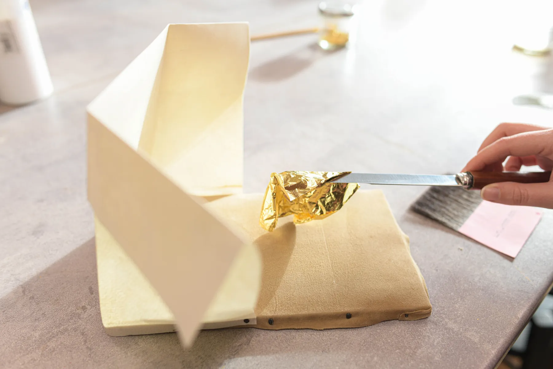 Initiez-vous au monde de la dorure avec Agathe - Afbeelding nr. 1 - Wecandoo