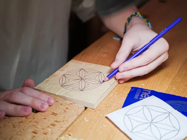 Découvrez la sculpture sur bois avec Marie-Agnès - Image n°3 - Wecandoo