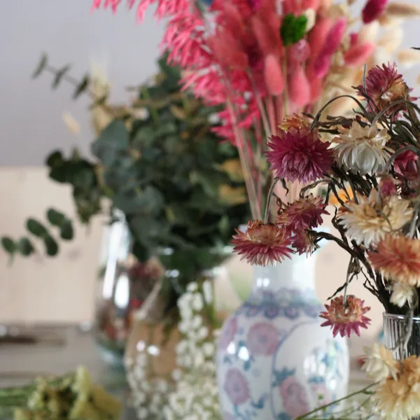 Réalisez votre cloche de fleurs séchées - Image n°3 - Wecandoo