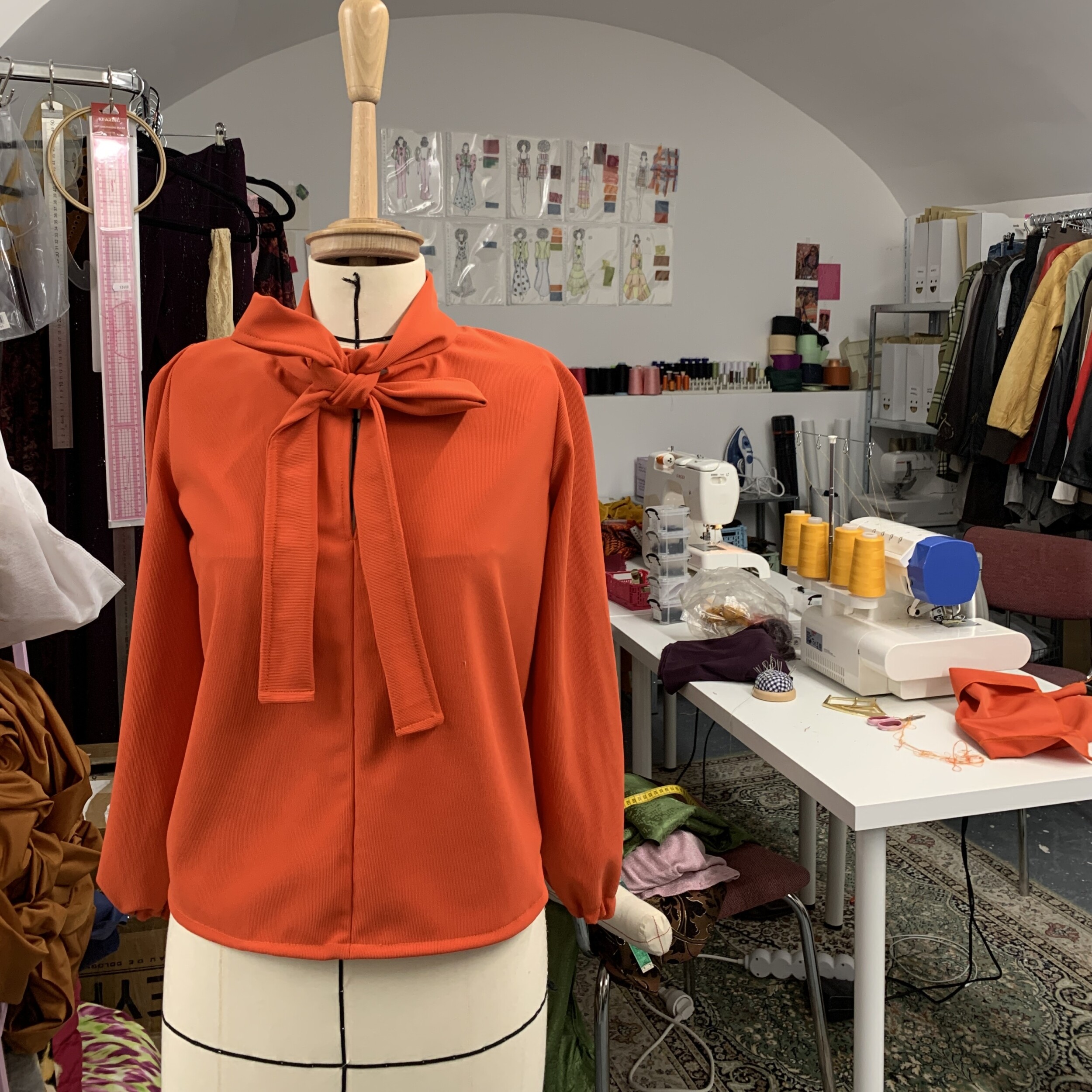 Apprenez à retoucher vos vêtements sans machine