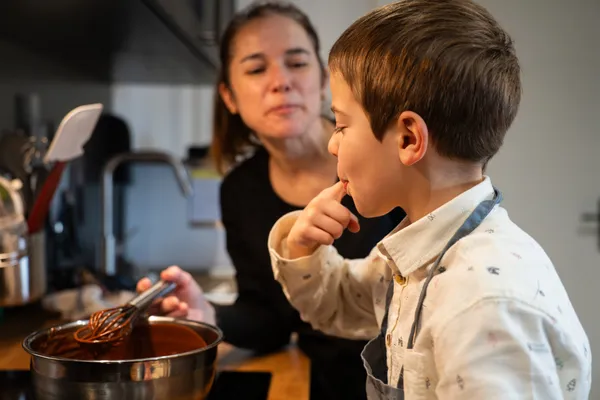 Confectionnez de délicieux macarons avec Émilie - Image n°2 - Wecandoo