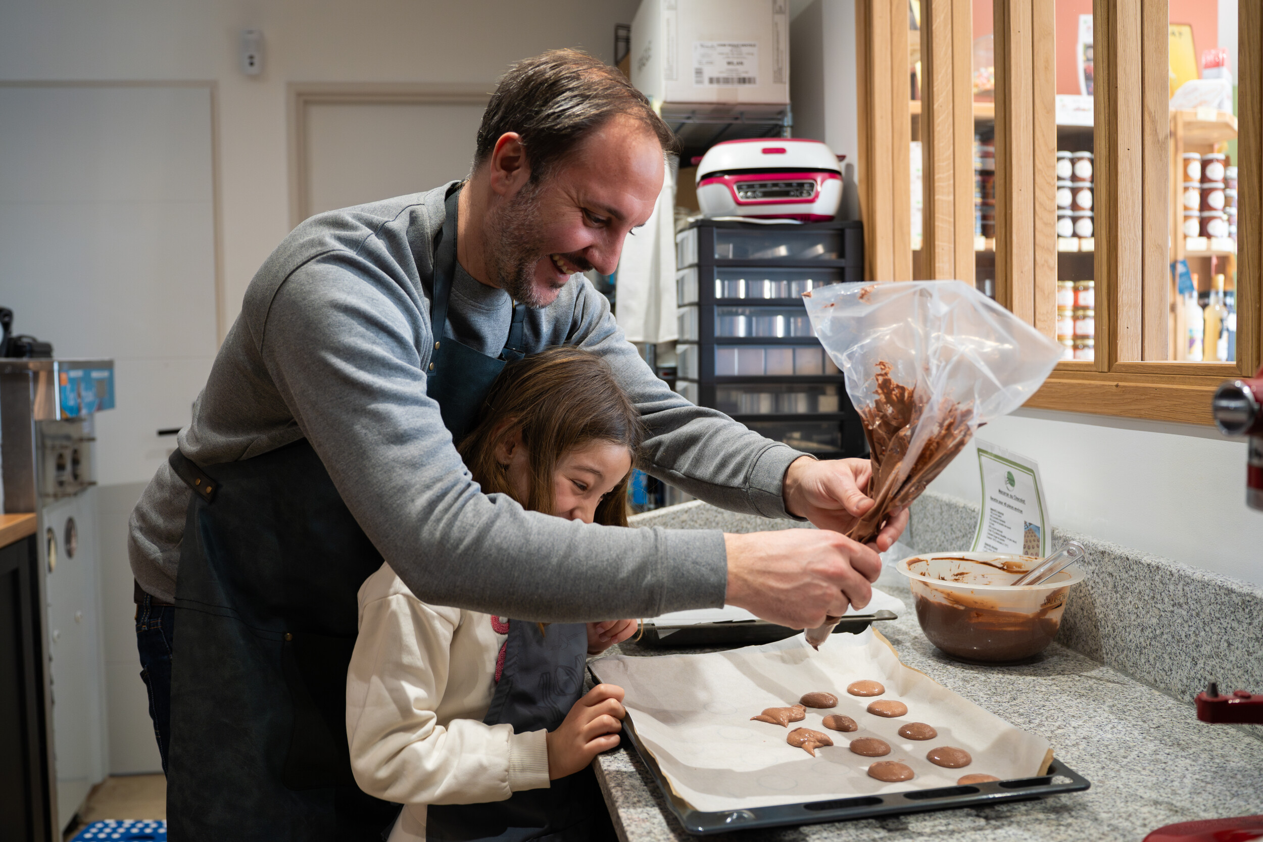 Wecandoo - Confectionnez de délicieux macarons avec Émilie - Image n°4