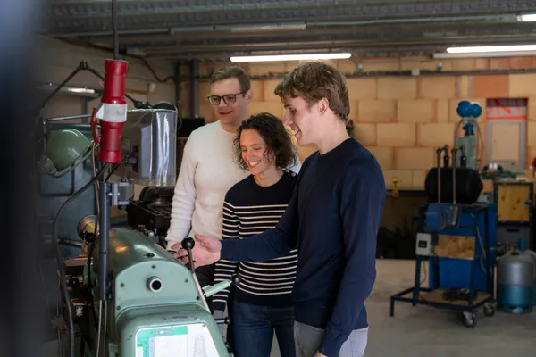 Plongez dans l’univers du travail du métal avec Antoine - Image n°3 - Wecandoo