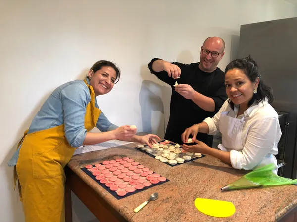 Réalisez vos macarons avec Chiara-Esmeralda - Image n°4 - Wecandoo