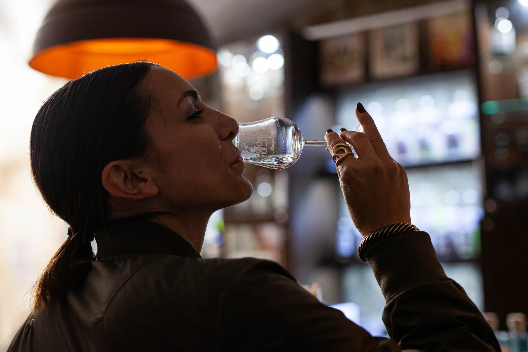 Réunissez votre équipe et découvrez l’univers du rhum avec Nathalie - Image n°3 - Wecandoo