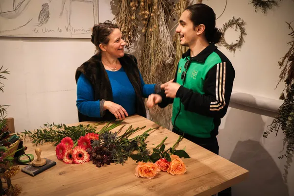 Composez votre bouquet de fleurs fraîches avec Isabelle - Image n°2 - Wecandoo