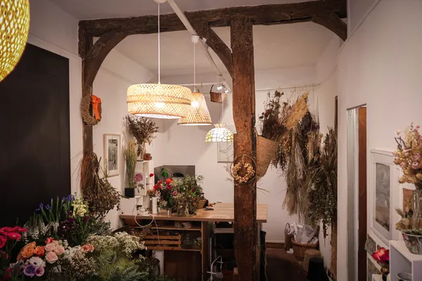 Réalisez votre couronne murale en fleurs séchées avec Isabelle - Afbeelding nr. 2 - Wecandoo