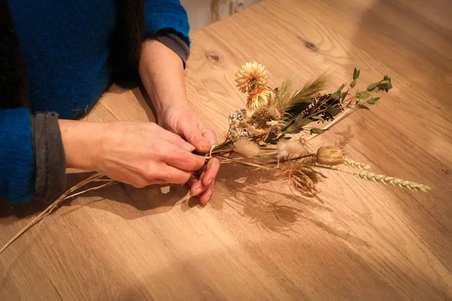 Réalisez votre petit bouquet de fleurs séchées avec Isabelle - Afbeelding nr. 1 - Wecandoo
