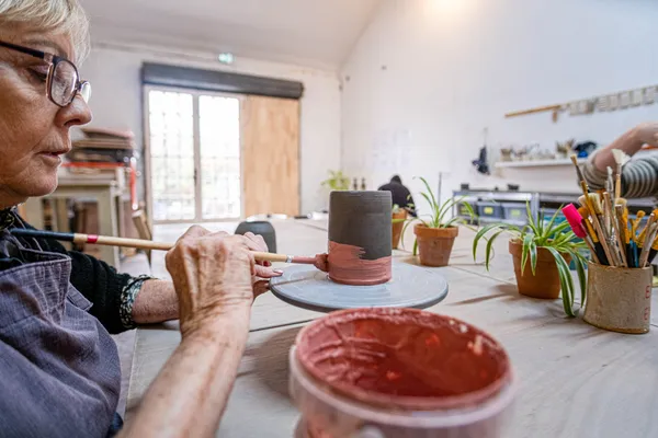 Initiez-vous au tournage en céramique - Image n°2 - Wecandoo