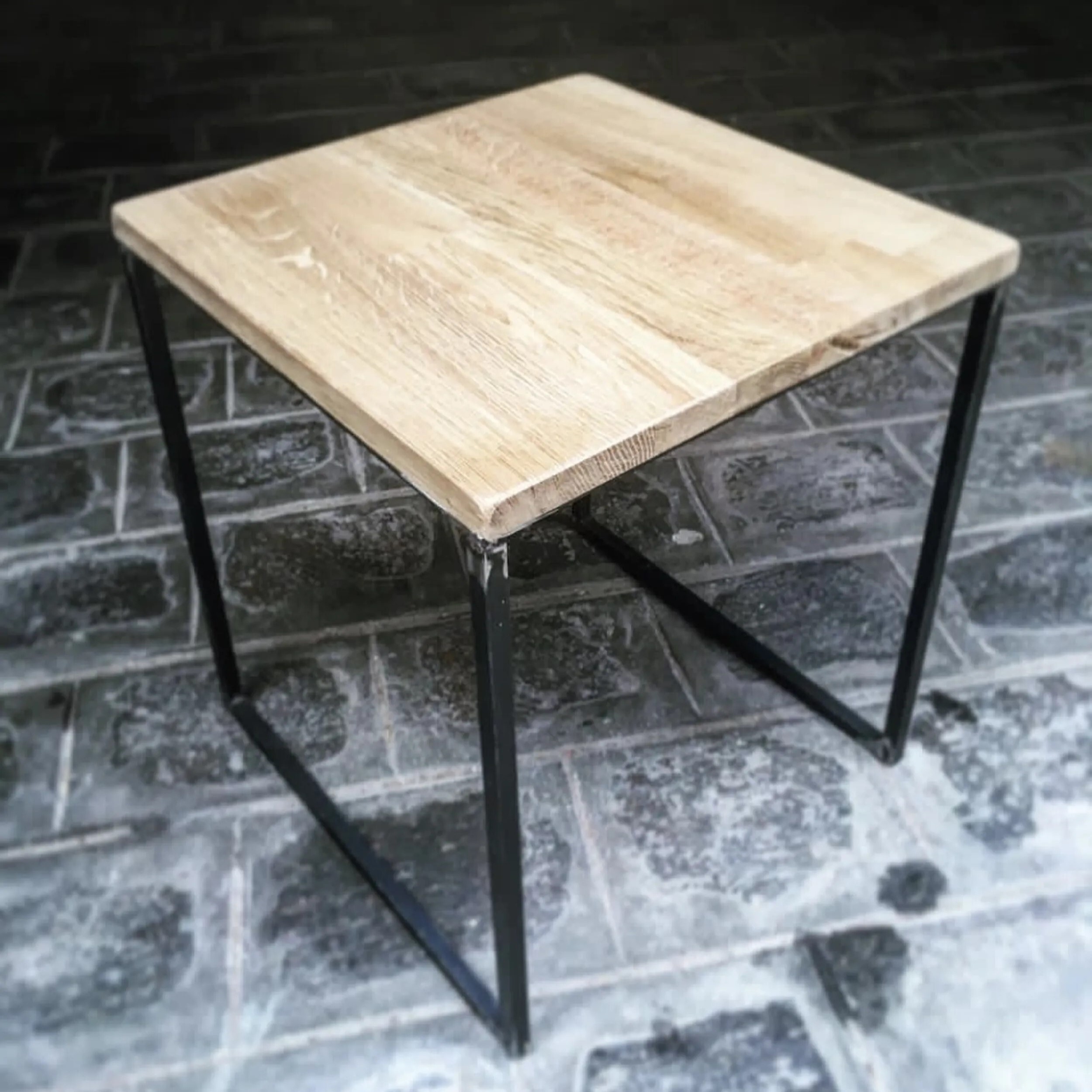 Réalisez votre meuble en bois et métal