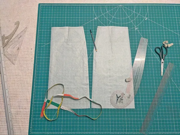 Réalisez votre patron de jupe sur-mesure avec Julie - Image n°5 - Wecandoo