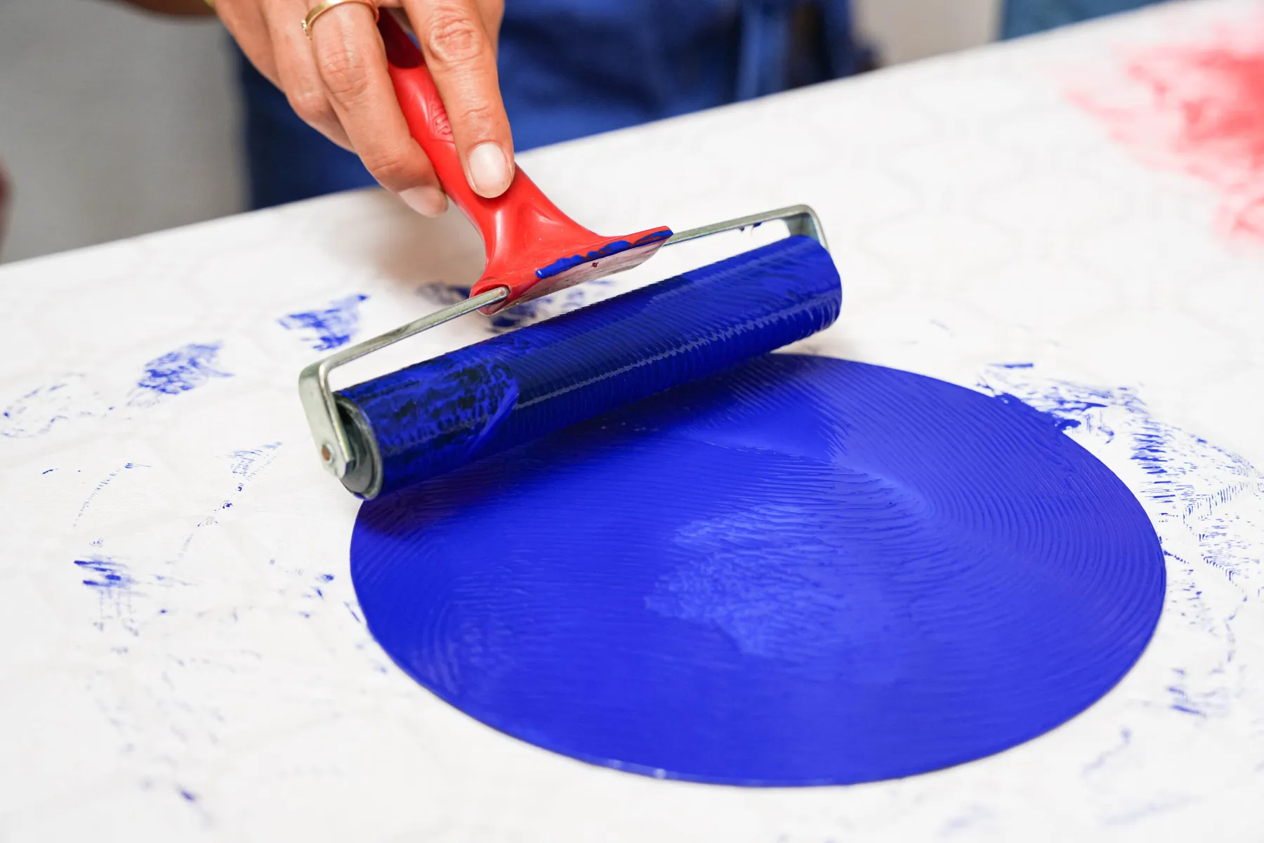 Enchantez votre équipe et créez votre œuvre en monotype avec Julie - Image n°4 - Wecandoo