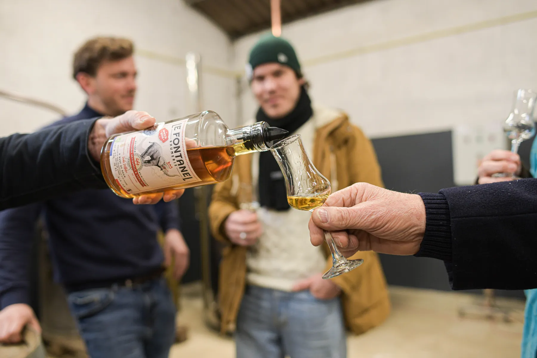 Visitez une distillerie et dégustez des rhums avec Ambroise et Éloi - Image n°3 - Wecandoo
