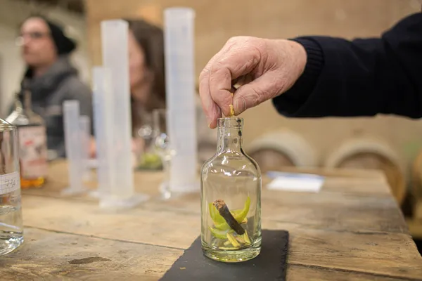 Assemblez votre rhum arrangé avec Ambroise et Éloi - Image n°1 - Wecandoo