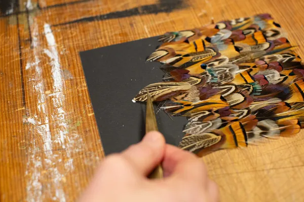 Réalisez votre tableau en plumes avec Fanny - Afbeelding nr. 3 - Wecandoo