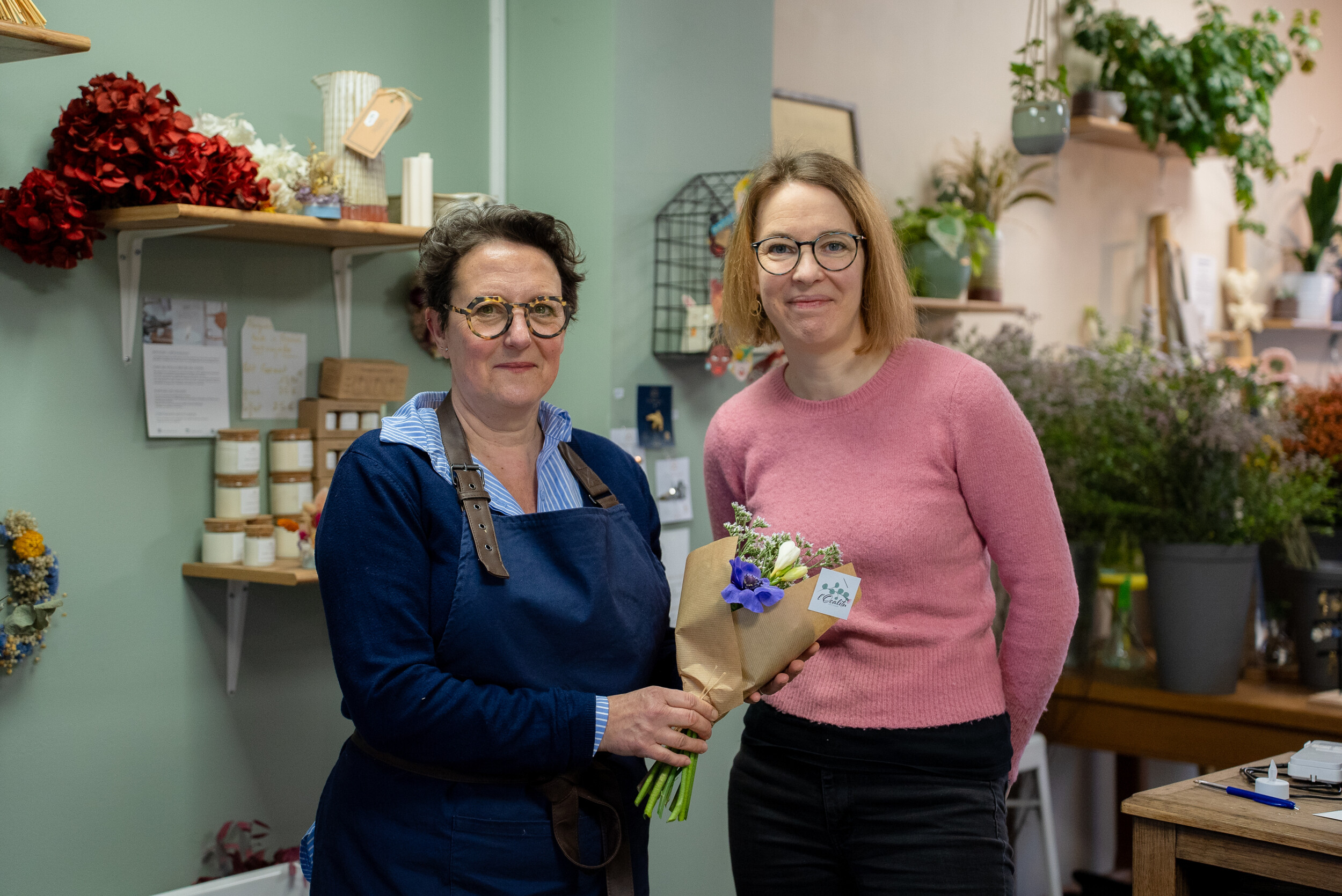 Wecandoo - Réalisez votre bouquet de fleurs fraîches avec Cathy - Image n°9