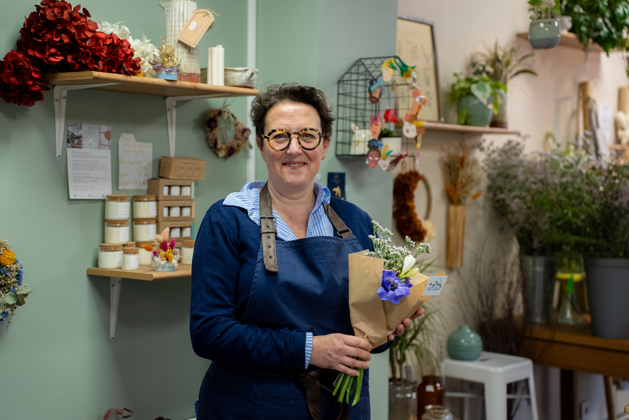 Wecandoo - Réalisez votre bouquet de fleurs fraîches avec Cathy - Image n°10