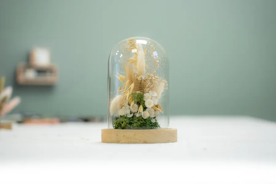 Réalisez votre cloche fleurie avec Cathy - Image n°1 - Wecandoo