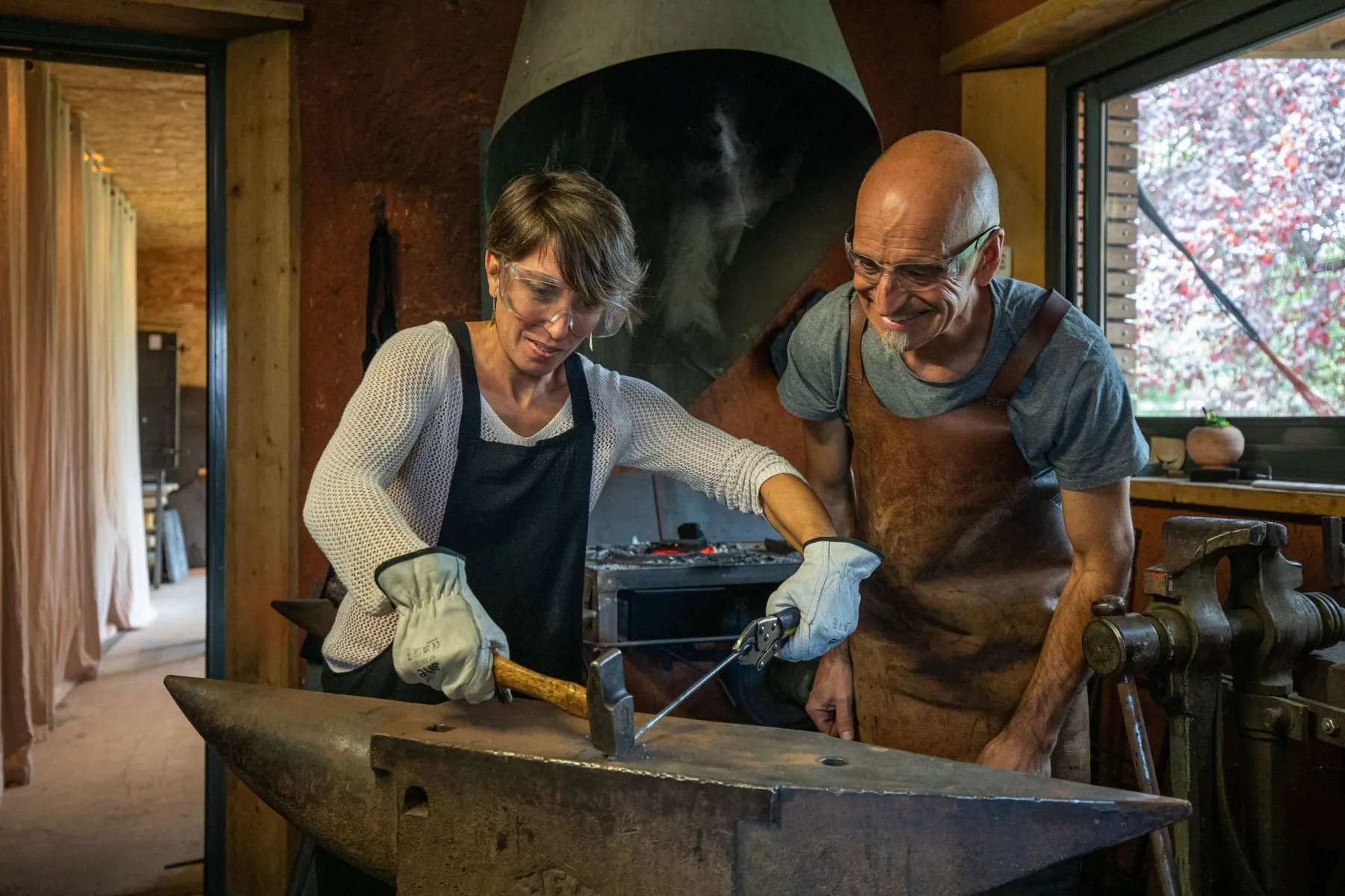 Initiez-vous à la forge en duo avec votre enfant, accompagnés par Olivier - Image n°4 - Wecandoo