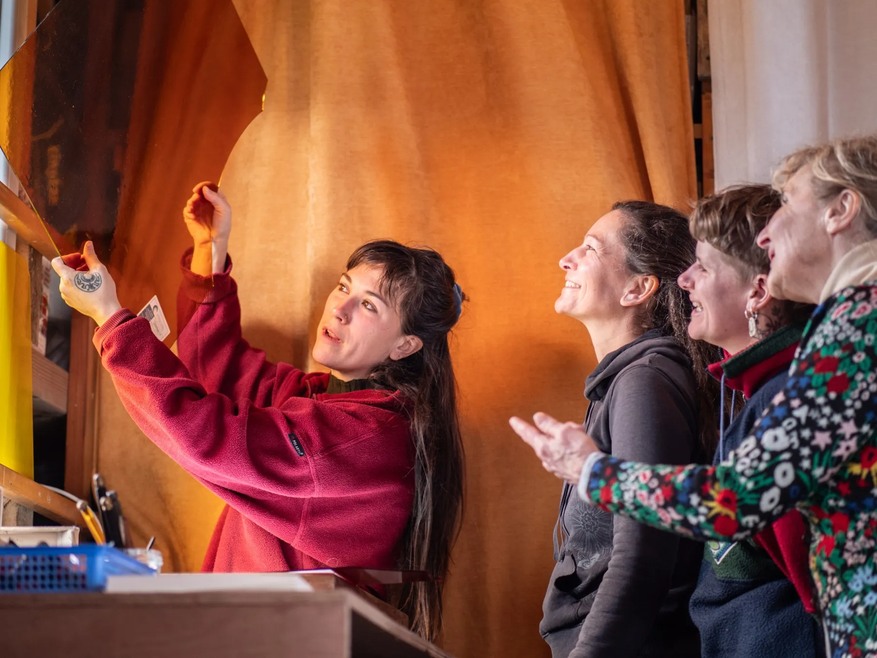 Initiez-vous au vitrail au plomb sur une journée avec Julia - Image n°2 - Wecandoo