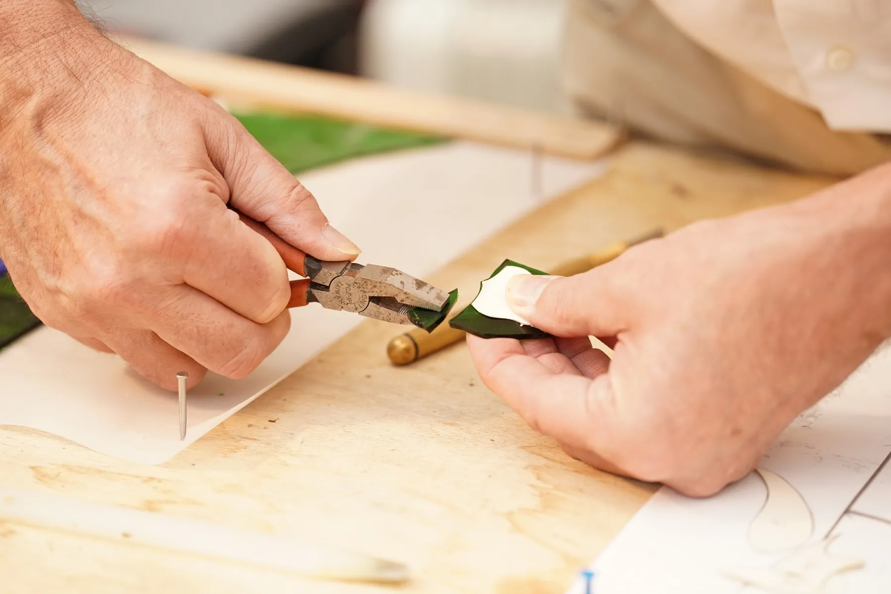 Découvrez le vitrail Tiffany avec Alain - Image n°3 - Wecandoo